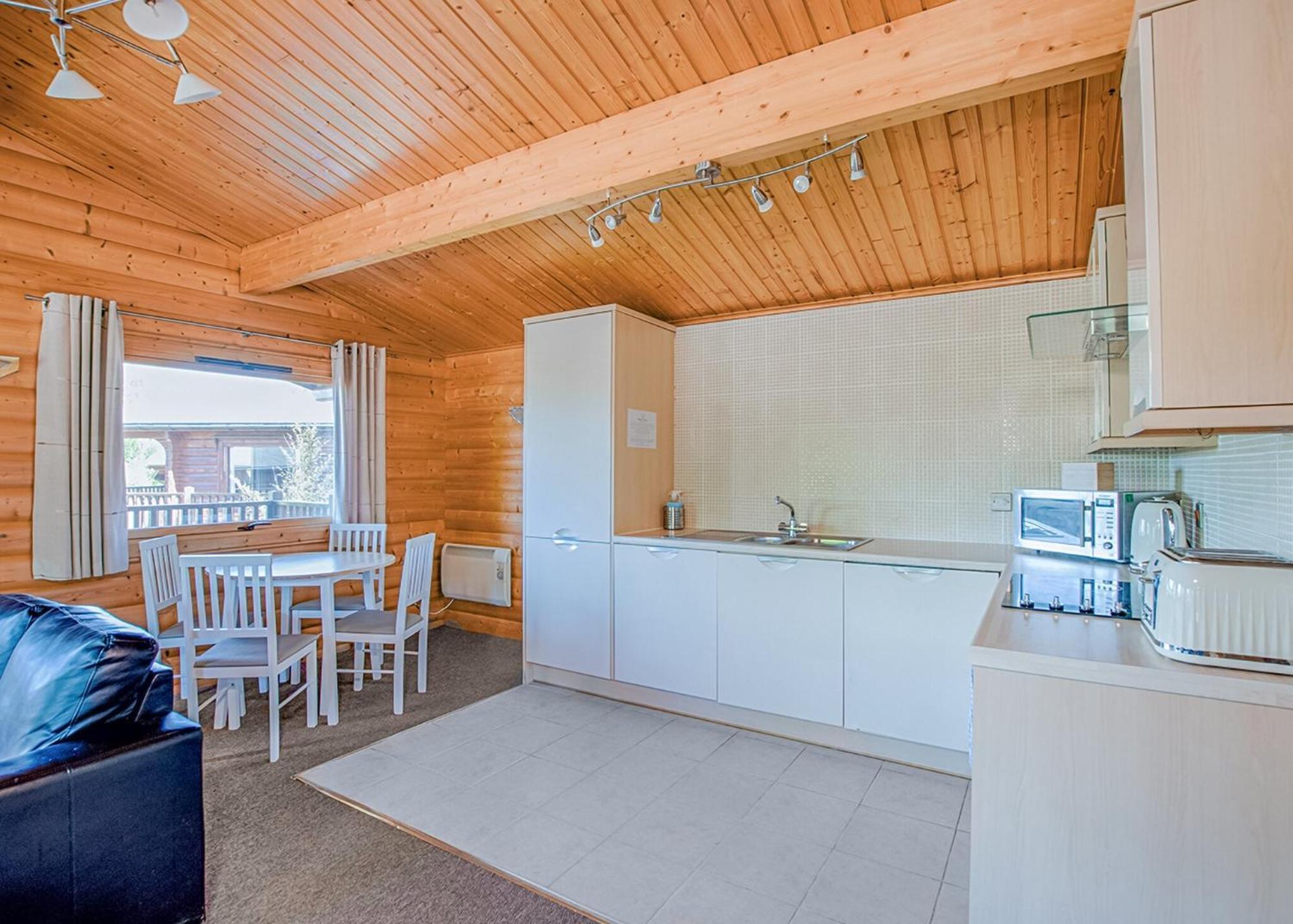 Fingle Glen Lodges Whitestone 객실 사진